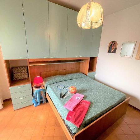 Condominio Miriam Бибионе Екстериор снимка