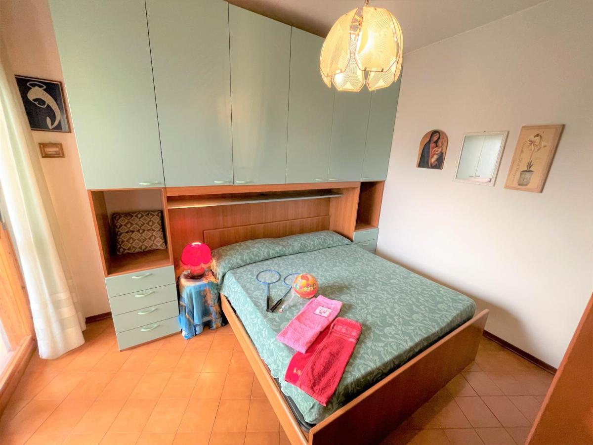 Condominio Miriam Бибионе Екстериор снимка